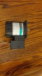 Oriental single phase induction motor 5IK40GN-FCH - Picture 1 of 2