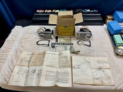 DE COLECCIÓN~NOS~ 1950 OLDSMOBILE 98 SEDÁN/ACCESORIO CONVERTIBLE LUCES DE RESPALDO~982558 Foto 1 de 4