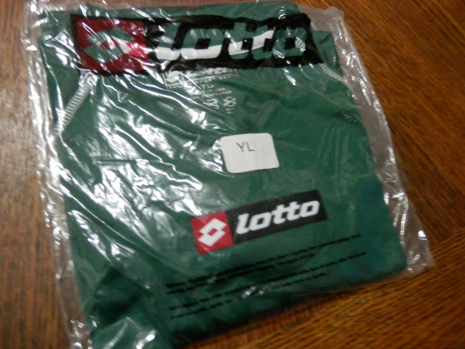 Lotto 足球 白色 意大利运动设计衬衫 尺寸 青少年 L — 第 1/3 张图片