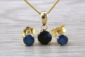 Pendientes de zafiro azul corte redondo con collar a juego en oro amarillo - Imagen 1 de 7