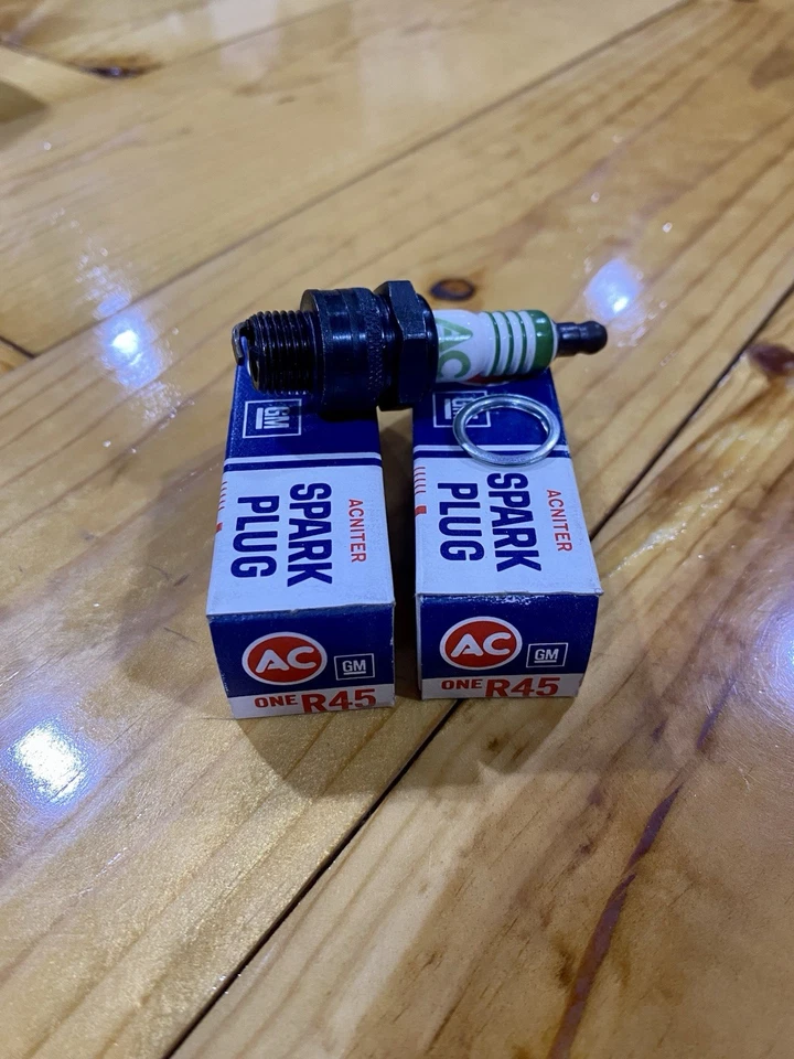 AC Delco Spark Plugs R45 - Set Of 2 Green Stripe - Image 1 of 1