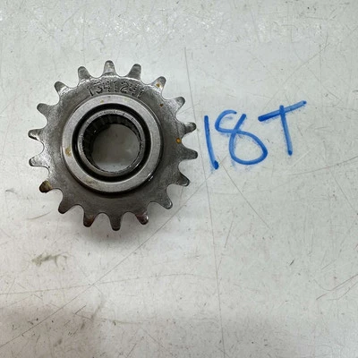 Roda dentada, pinhão 18T - 2005 Polaris Classic 500 - Imagem 1 de 4