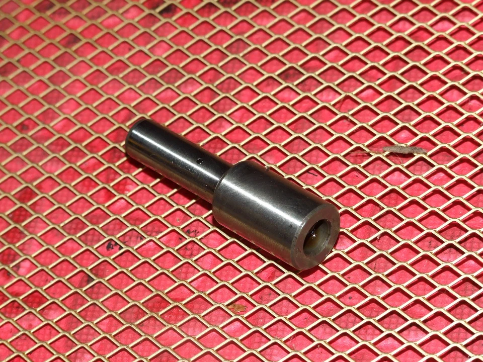 Ducati 748 916 valve cam rocker spindle Intake A opening arm shaft - Image 1 of 1