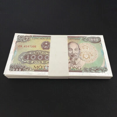 VIETNAM 1000 Dong X 100 PCS 1988 P-106 Ho Chi Minh Full Bundle UNC Uncirculated - Image 1 of 3
