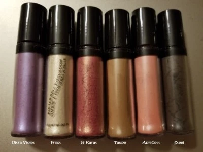 Sombras de ojos sueltas Avon Roller Ball Foto 1 de 4