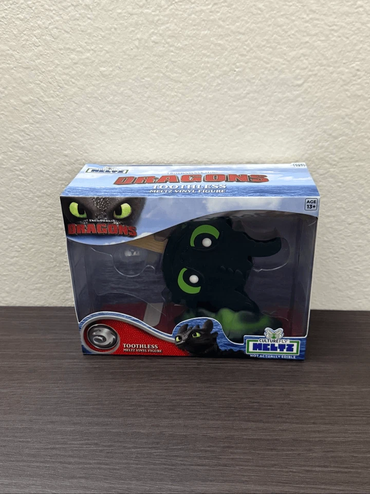 Figura Vinilo CultureFly Dreamworks Cómo Entrenar a Tu Dragón Desdentado Feltz Foto 1 de 4