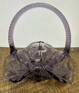 Vintage Fenton Glas Amethyst Korb gedrehter Griff geprägte Distel 95. Jubiläum - Bild 1 von 11