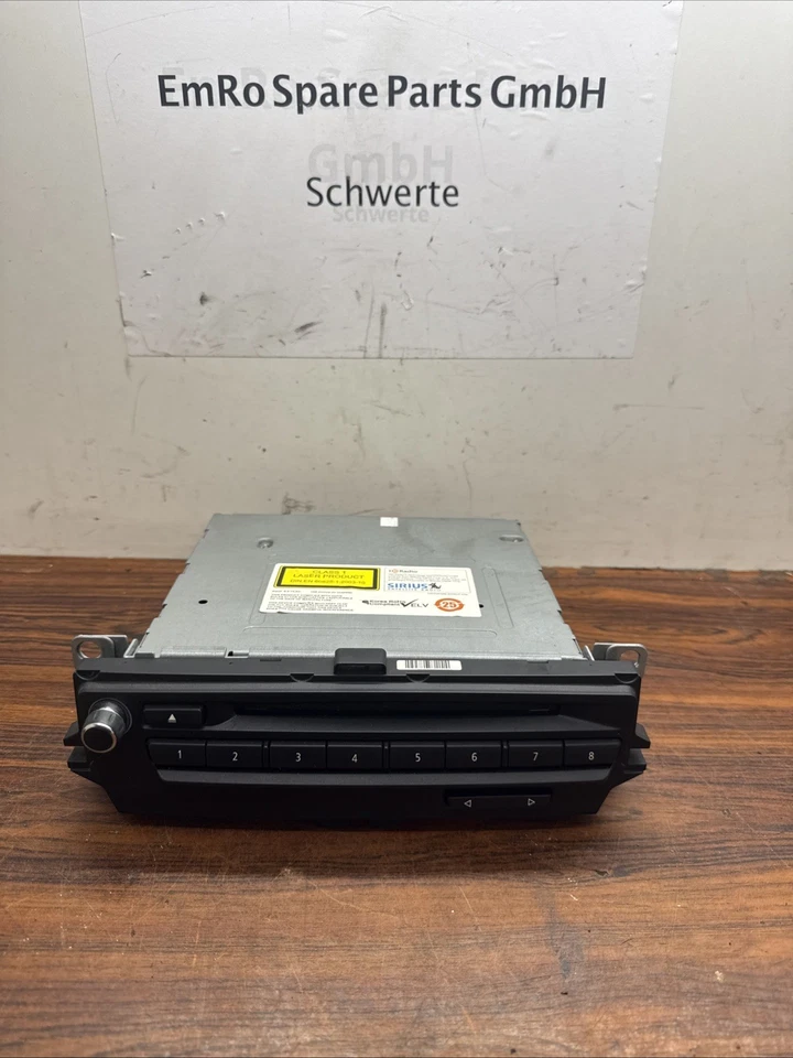 9258278 CIC BMW E87 E90 E82 E92 X1 Navigation Headunit Radio CD  - Bild 1 von 4