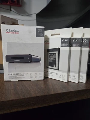 SanDisk Extreme Pro CFexpress Card Reader And 3 PRO-Cinema Type B CARDS 256 - Image 1 of 4