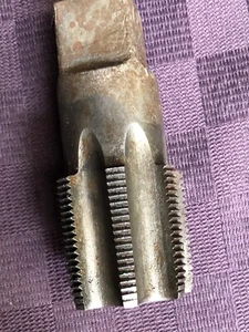 1 -1/2 " PIPE NPT METAL TOOL THREAD TAP GREENFIELD USA MADE - Picture 1 of 4