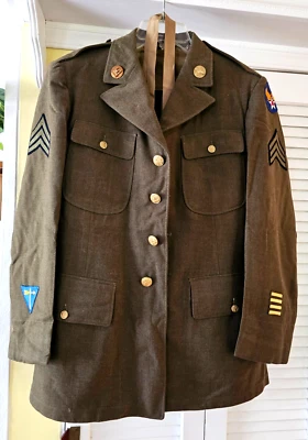 WWII Air Force Uniform Dress Jacket with Badges & Tie 39 Size 5102 - Image 1 of 4