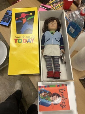 American Girl Lindsey Bergman Doll Today GOTY 2001 - Image 1 of 4