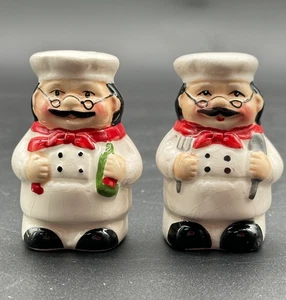 Juego de sombreros de chef vintage italianos Fat Chef figurativos saleros y pimenteros - Imagen 1 de 6