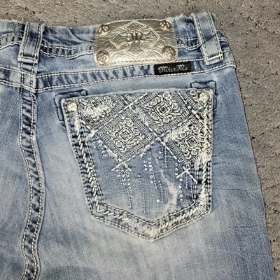 Pantalones de mezclilla Miss Me para mujer 31 azules rectos pedrería de panal adornados Foto 1 de 4