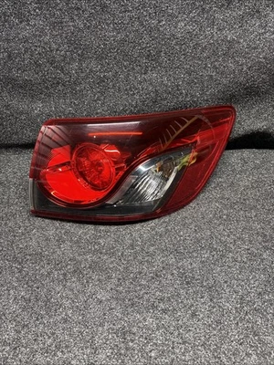 Mazda CX 9 2013-2015 usado OEM lado del pasajero luz trasera derecha lámpara Foto 1 de 4