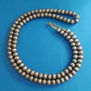 Old Navajo Sterling Silver Pearls Bench Beads FLOWER BEAD Necklace 60 grams 30” - Picture 1 of 11