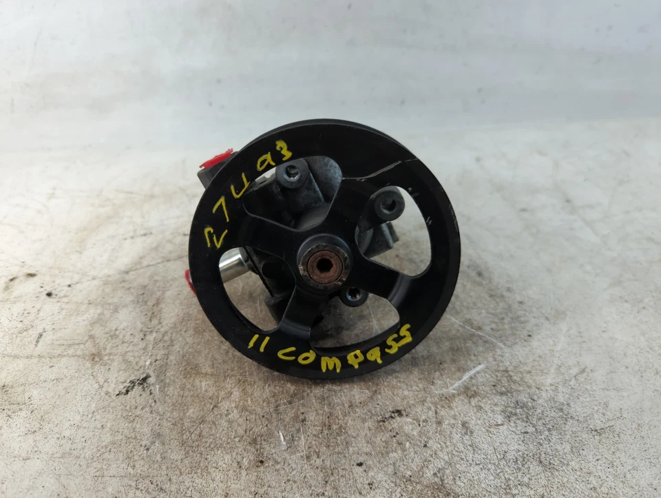 Bomba de columna de dirección asistida Jeep Compass OEM J22RJ Foto 1 de 4