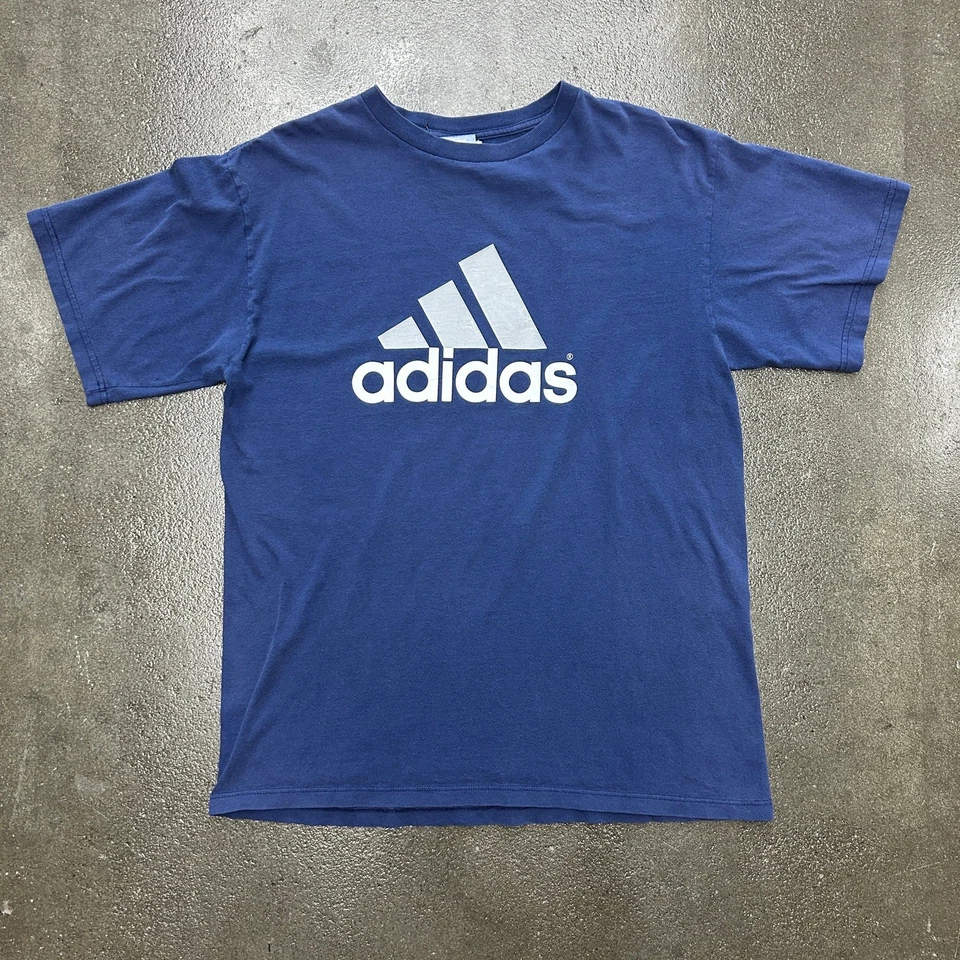 Camiseta Adidas vintage Foto 1 de 1