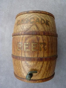 ADVERTISING MINIATURE BEER BARREL - CASCADE LAGER - TASMANIAN BLACKWOOD - Picture 1 of 1
