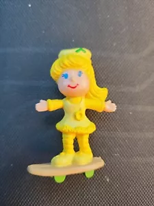Vintage 1982 Remco LIFE SAVERS L'il Lemon Scented Mini Doll - Bild 1 von 2