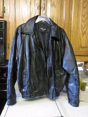 Chaqueta de cuero Milan talla grande para hombre negra usada en excelente estado Foto 1 de 4