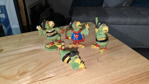 Lot of 4 Pittsburgh Pirates Parrot Mascot 2 1/2 PVC Figures Cover