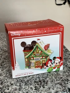 Departamento 56 MICKEY'S SKI & SKATE Disney Village Casa de Navidad. - Imagen 1 de 10