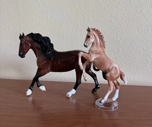 BreyerFest 2025 yegua y potro buenos tiempos y grandes amigos SR #B-EV10459 10459 - Imagen 1 de 6