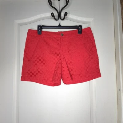 Merona Women’s Size 10 Red Eyelet Overlay 4 Pocket Lined Chino Shorts - Image 1 of 4