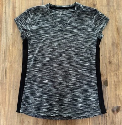 Beverly Hills Polo Club Medium Black Knit V-Neck Pullover Soft Cap Sleeve - Image 1 of 4