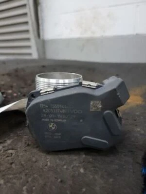 BMW 550i 2011-2016 carrocería del acelerador: 1354 7555944 Foto 1 de 4