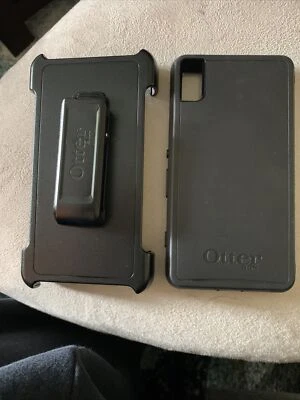 Funda Otterbox Defender Series Negra para Sony Xperia Z4v Foto 1 de 4