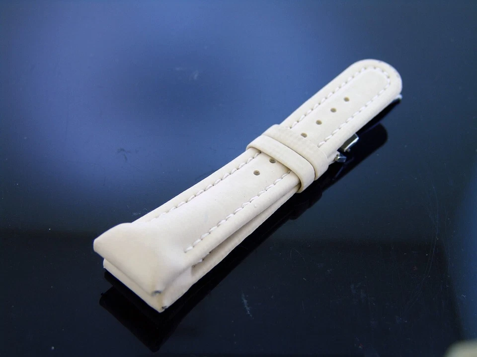 New Benny & Co Men's  20 mm Polyurethane Band Beige color - Image 1 of 1