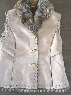 Scully Vest Womens  Ivory Faux Fur Jacket SZ M Western Flair  - Image 1 of 4