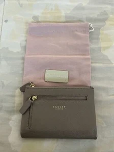radley london wallet - Picture 1 of 7