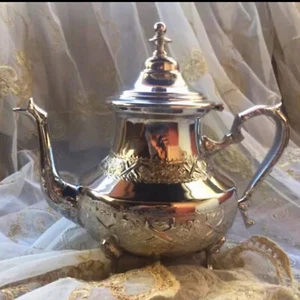 Handcrafted Moroccan Silver Teapot, Traditional Engraved Design Tea Serving - Picture 1 of 6