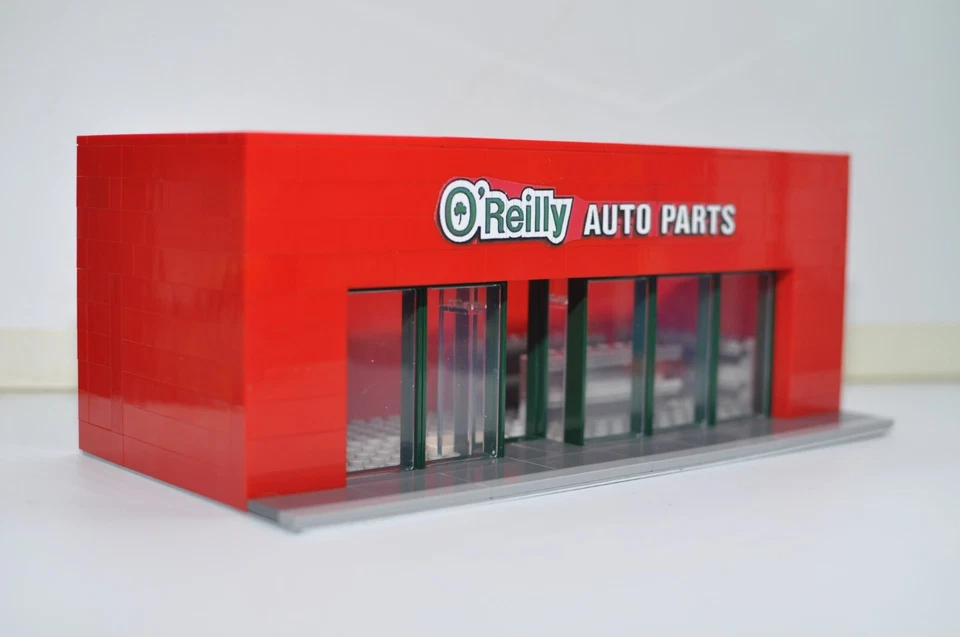 Modelo de tienda de autopartes personalizado construido con ladrillos Foto 1 de 3
