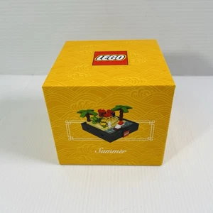 LEGO 6307986 TRU Bricktober 2019 Seasons Summer - NEW - Limited Edition Set - Foto 1 di 4