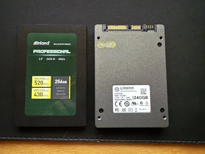 2x 256GB SSD - 1 Kingston HyperX, 1 Inland Professional - Image 1 of 2