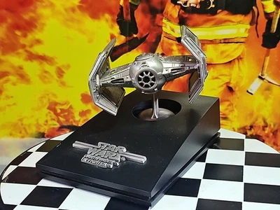 ВИНТАЖНЫЙ 1993 Rawcliffe Star Wars Дарт Вейдер TIE Fighter Изящный Олово С Основанием  - Изображение 1 из 4