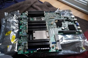Intel S2600WT pba h21573-360 LGA2011 DDR4 Server Motherboard - Afbeelding 1 van 4