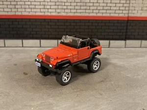 1994 Jeep Wrangler Lifted 4x4 Truck 1/64 Diecast Custom Off Road 4WD Greenlight - Picture 1 of 11