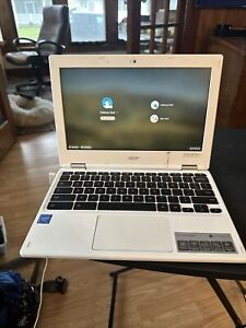 Acer Chromebook R11 CB5-132T-C8ZW N15Q8 4GB RAM 16GB eMMC w/AC Adapter/Charger