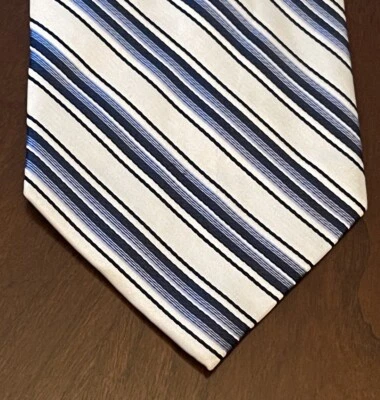 Pierre Cardin Blue Hand Made 100% Silk Men’s Nwck Tie Made In China - Image 1 of 4
