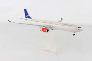 HERPA SAS AIRBUS A330-300 1:200 MODEL REG#LN-RKU HELGE VIKING HE558303 - Picture 1 of 9
