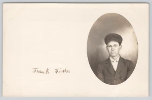 Postal RPPC ID Joven Frank Fischer Estudio Retrato Viñeta Ovalada - Imagen 1 de 3