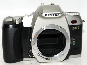 Pentax ZX-7 35mm SLR Film Camera Body FOR PARTS - Picture 1 of 9
