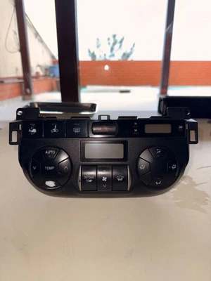 Unidad de control climático Toyota Rav4 2005 Climatronic 84010-42020 Foto 1 de 4