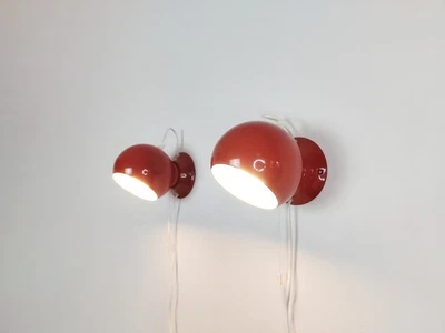 Lámparas globo ocular rojo atómico de mediados de siglo: ABO Randers de Dinamarca, escandinavas Foto 1 de 4
