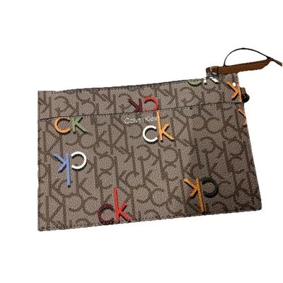 Muñequera colorida Calvin Klein de cuero genuino con logotipo CK tostado/marrón/multi Foto 1 de 4